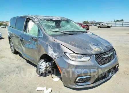 Chrysler Pacifica 2022 2022 vin 2C4RC1L72NR122742 from auto auction Copart