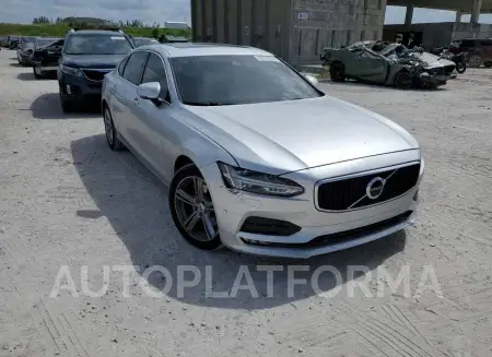 VOLVO S90 T5 MOM 2018 vin LVY982MK4JP016081 from auto auction Copart