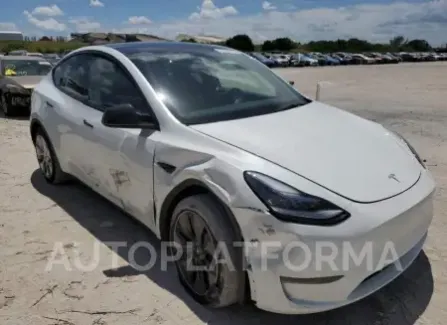 Tesla Model Y 2022 2022 vin 7SAYGAEE5NF364824 from auto auction Copart