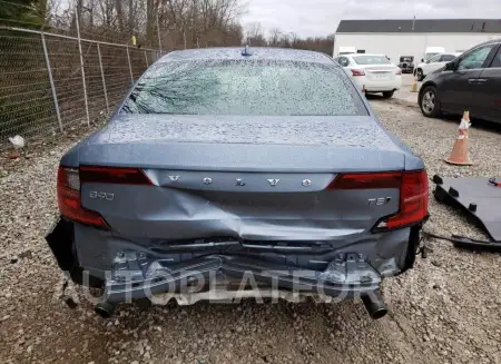 VOLVO S90 T5 MOM 2018 vin LVY982MK5JP007261 from auto auction Copart