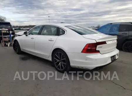 VOLVO S90 T5 MOM 2018 vin LVY982MK6JP033657 from auto auction Copart