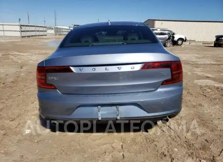 VOLVO S90 T5 MOM 2018 vin LVY982AK7JP021232 from auto auction Copart