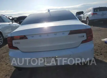 VOLVO S90 T5 MOM 2018 vin LVY982MK4JP028585 from auto auction Copart