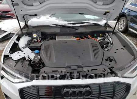 AUDI E-TRON PRE 2022 vin WA1LAAGEXNB013894 from auto auction Copart