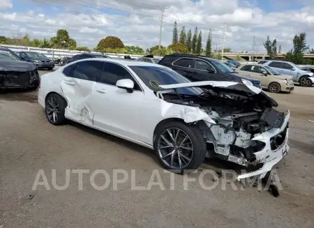 VOLVO S90 T5 MOM 2018 vin LVY102MK1JP052041 from auto auction Copart