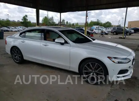 VOLVO S90 T5 MOM 2018 vin LVY982AK4JP021656 from auto auction Copart