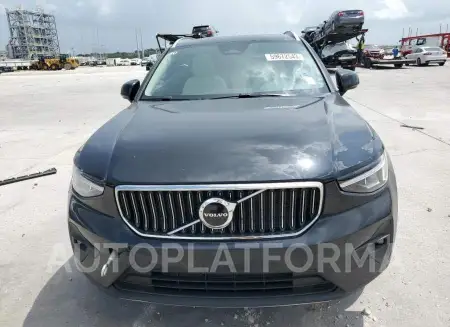 VOLVO XC40 T4 2023 vin YV4L12UE9P2970582 from auto auction Copart