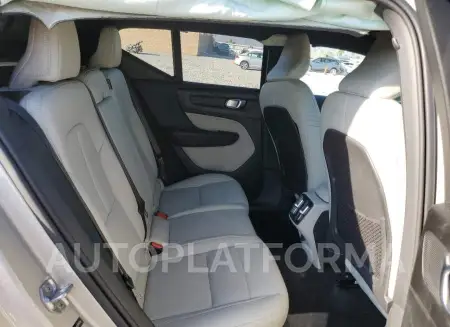 VOLVO XC40 T4 IN 2019 vin YV4AC2HL2K2064504 from auto auction Copart