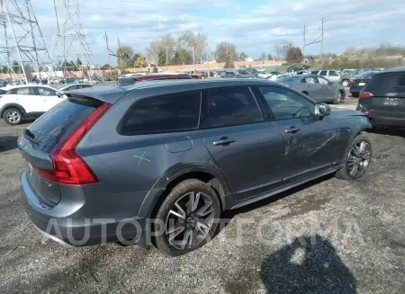 VOLVO V90 CROSS COUNTRY 2017 vin YV4A22NL0H1004503 from auto auction Iaai