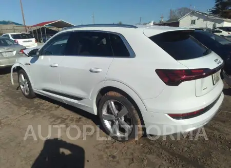 AUDI E-TRON 2019 vin WA1LAAGE9KB022324 from auto auction Iaai