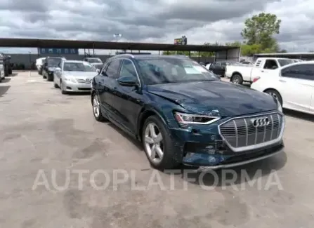 Audi E-Tron 2019 2019 vin WA1LAAGEXKB021814 from auto auction Iaai