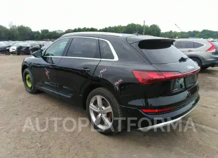 AUDI E-TRON 2019 vin WA1LAAGE6KB013595 from auto auction Iaai