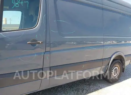 MERCEDES-BENZ SPRINTER CARGO VAN 2018 vin WD3PE7CD1JP638283 from auto auction Iaai