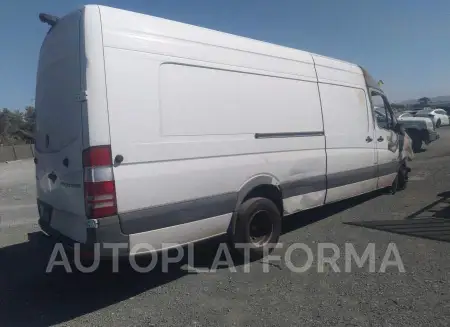 MERCEDES-BENZ SPRINTER CARGO VANS 2015 vin WD3PF1CC6FP143294 from auto auction Iaai