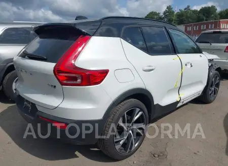 VOLVO XC40 2021 vin YV4162UM5M2529317 from auto auction Iaai