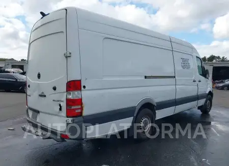 MERCEDES-BENZ SPRINTER CARGO VANS 2015 vin WD3PE8DC7FP112470 from auto auction Iaai