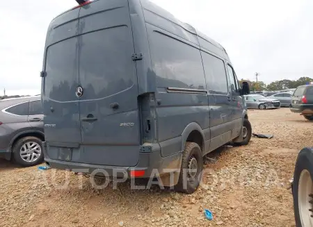 MERCEDES-BENZ SPRINTER CARGO VAN 2018 vin WD3PE7CD2JP632783 from auto auction Iaai