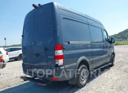 MERCEDES-BENZ SPRINTER CARGO VAN 2018 vin WD3PE7CD5JP633314 from auto auction Iaai