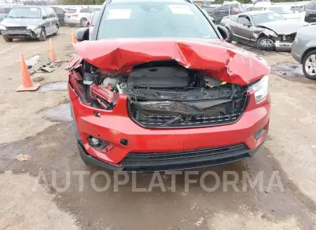 VOLVO XC40 2019 vin YV4162UM5K2089323 from auto auction Iaai