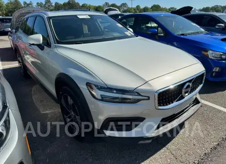 Volvo V60 2020 2020 vin YV4102WK6L1037381 from auto auction Copart