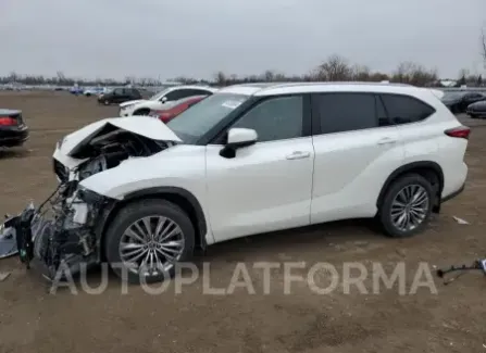 Toyota Highlander 2020 2020 vin 5TDFZRBH3LS008019 from auto auction Copart