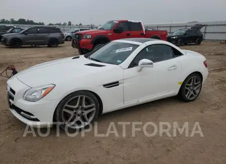 Mercedes-Benz SLK300 2016 2016 vin WDDPK3JA8GF118117 from auto auction Copart