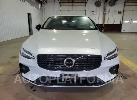 VOLVO S60 B5 MOM 2022 vin 7JRL12FZXNG172709 from auto auction Copart