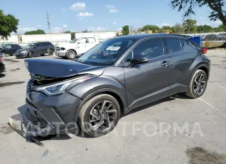 TOYOTA C-HR XLE 2022 vin NMTKHMBX8NR141260 from auto auction Copart