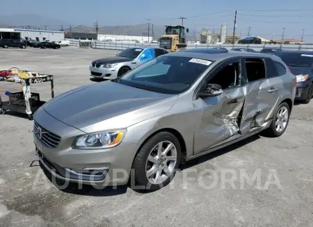 VOLVO V60 2015 vin YV140MEAXF1201895 from auto auction Copart