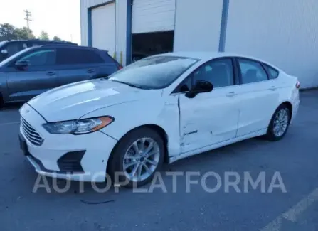 Ford Fusion SE 2019 2019 vin 3FA6P0LU1KR205422 from auto auction Copart