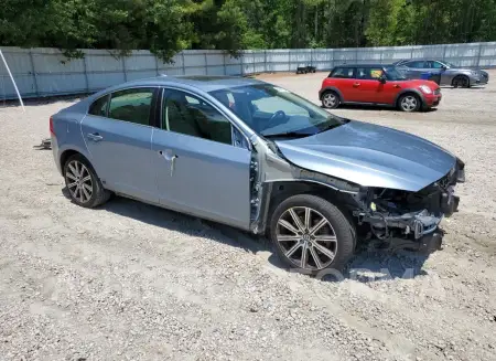 VOLVO S60 PLATIN 2017 vin LYV402TMXHB137926 from auto auction Copart