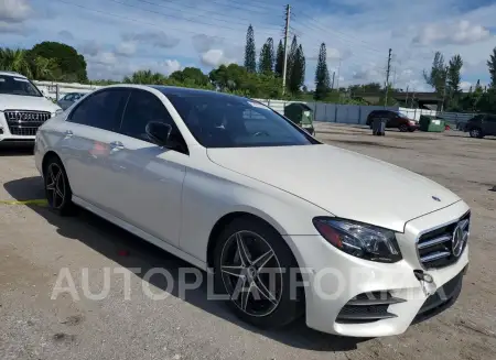 MERCEDES-BENZ E 300 2019 vin WDDZF4JB0KA519792 from auto auction Copart