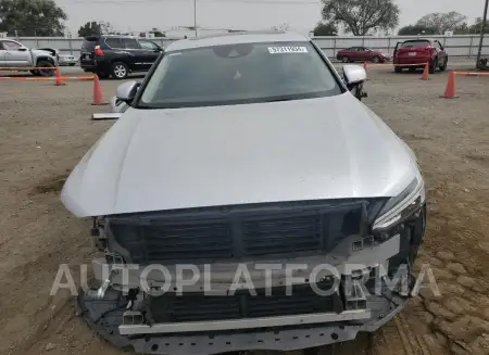 VOLVO S90 T5 MOM 2017 vin YV1102AK3H1011624 from auto auction Copart