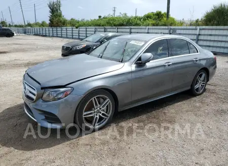 MERCEDES-BENZ E 300 2019 vin WDDZF4JB0KA668476 from auto auction Copart