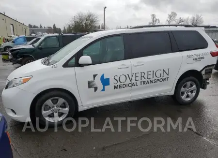 TOYOTA SIENNA LE 2017 vin 5TDKZ3DC8HS823269 from auto auction Copart