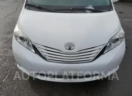 TOYOTA SIENNA LE 2017 vin 5TDKZ3DC8HS823269 from auto auction Copart