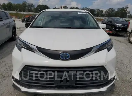 TOYOTA SIENNA LE 2022 vin 5TDKRKEC3NS116634 from auto auction Copart