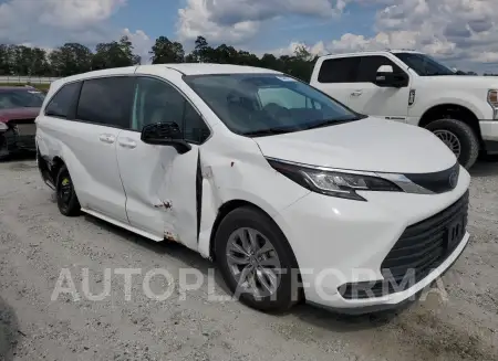 TOYOTA SIENNA LE 2022 vin 5TDKRKEC3NS116634 from auto auction Copart