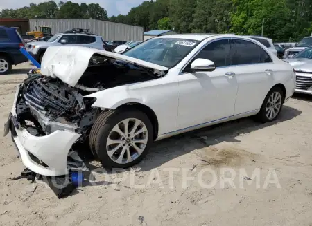 MERCEDES-BENZ E 300 4MAT 2019 vin WDDZF4KB6KA517690 from auto auction Copart