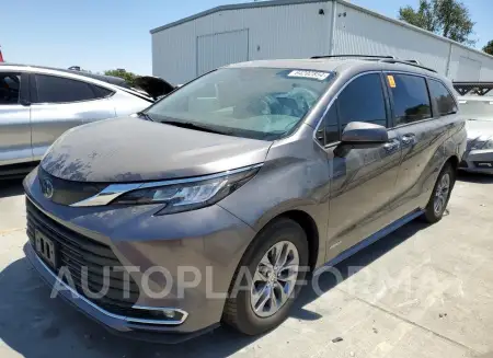 TOYOTA SIENNA XLE 2021 vin 5TDJSKFCXMS006161 from auto auction Copart