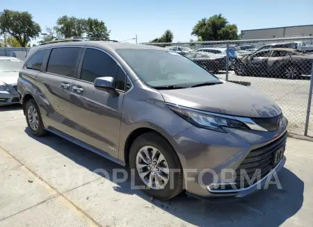 TOYOTA SIENNA XLE 2021 vin 5TDJSKFCXMS006161 from auto auction Copart