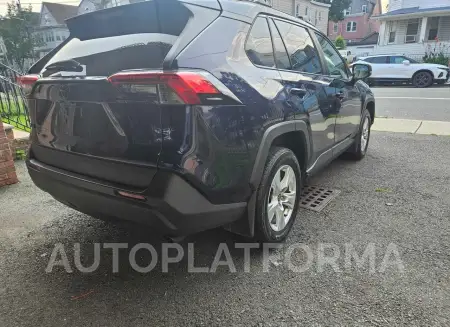 TOYOTA RAV4 XLE 2021 vin 2T3W1RFV5MW154042 from auto auction Copart