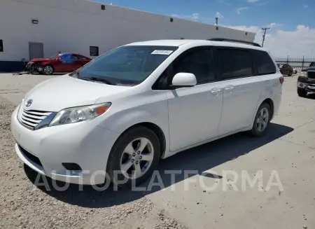 TOYOTA SIENNA LE 2016 vin 5TDKK3DC3GS716942 from auto auction Copart