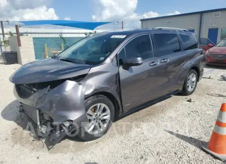 Toyota Sienna 2021 2021 vin 5TDZRKEC2MS064202 from auto auction Copart