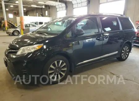 TOYOTA SIENNA LE 2018 vin 5TDJZ3DC1JS200724 from auto auction Copart