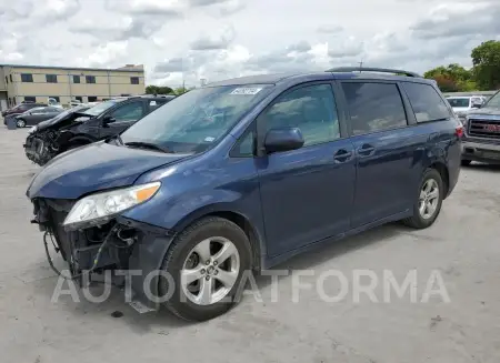 Toyota Sienna LE 2018 2018 vin 5TDKZ3DC2JS940657 from auto auction Copart