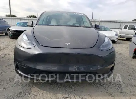 TESLA MODEL Y 2024 vin 7SAYGDEE8RF080062 from auto auction Copart