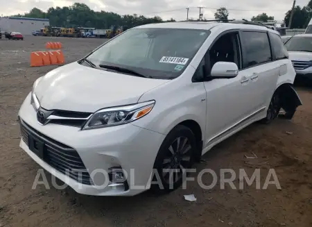 Toyota Sienna XLE 2019 2019 vin 5TDDZ3DC9KS209931 from auto auction Copart