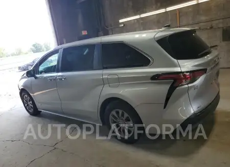 TOYOTA SIENNA LE 2021 vin 5TDKSKFC1MS005680 from auto auction Copart