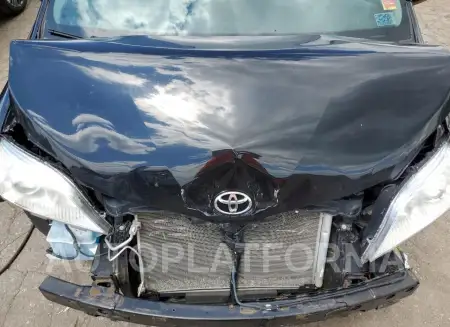 TOYOTA SIENNA LE 2017 vin 5TDKZ3DC3HS832624 from auto auction Copart